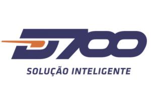 D700